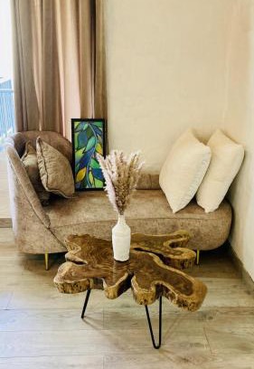 Ramgarh Apartment | Family Room with Skydeck