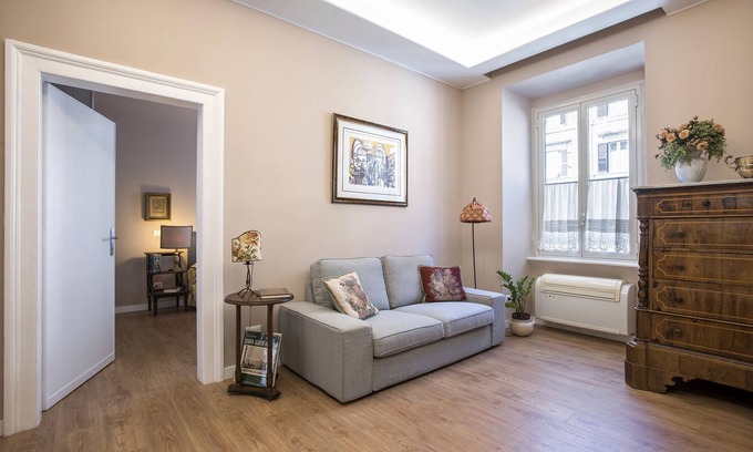 Prati Apartment | Family-Sized 4BR Apt – Vatican & Rome Center