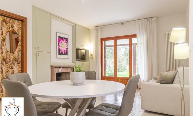 Borgonuovo Apartment | FamilyBO Apartments Villa Jacqueline