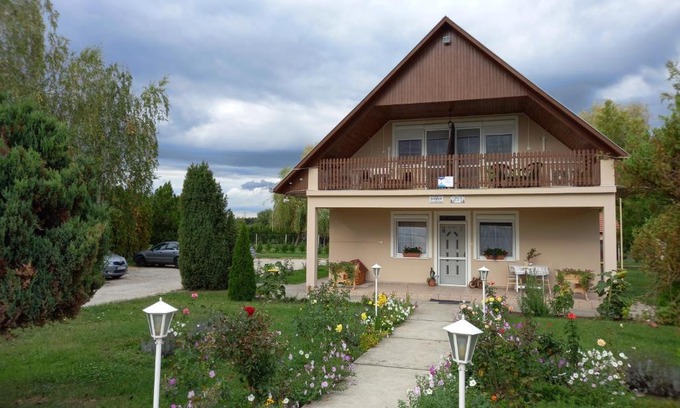 Debrecen House | Fancsika Vendégház