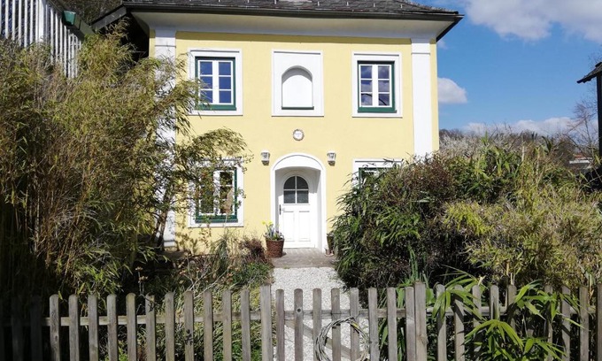 Gmunden Villa | Fancy Luxury Home In Former Tavern