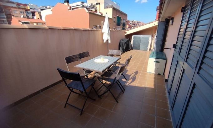 Ripollet Apartment | Fantástico Ático con Terrazas. Tranquilo e Ideal Para Familias