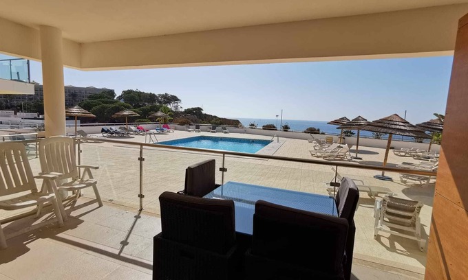 Olhos D'Agua Apartment | Fantastic 1-bedr. seafront apartment with A/C, WiFi and pool