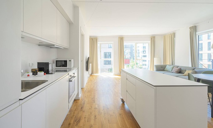 Amager Apartment | Fantastic 3-bed w balcony in Ørestad - 150