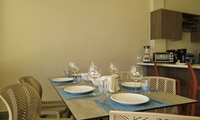 Isla Saboga Apartment | Fantastic new apartment in Saboga with pool and beach