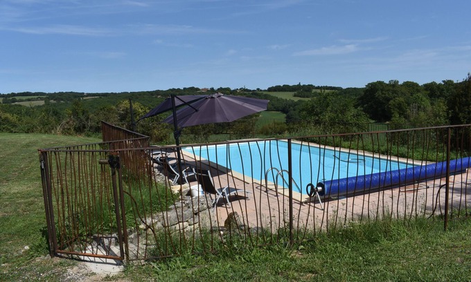 Saint-Cernin House | Farm building with outbuilding, heated swimming pool, secluded property, natural park