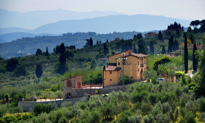 San Martino alla Palma Apartment | Farm Poderaccio - Maestrale & Libeccio Apt beautiful view of Florence!