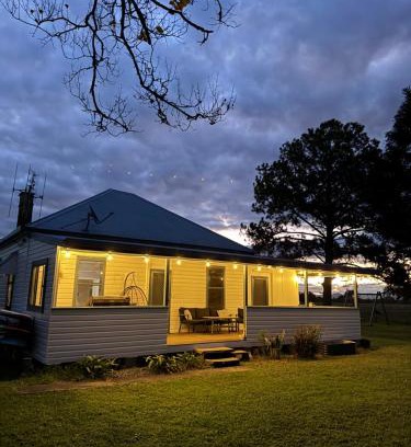 Moto House | Farm stay on the river