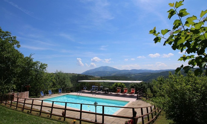 Apecchio Other | Farmhouse in Apecchio with Pool & Spa