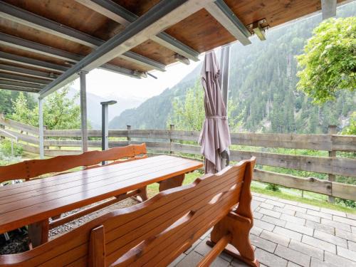 Tobadill Apartment | Farmhouse in Tobadill with Mountain Views