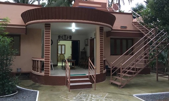 Pollachi Other | FarmStay near Pollachi amidst Coconut Trees with River Access
