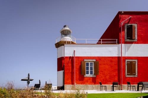 Isola del Giglio Resort | Faro di Punta Fenaio