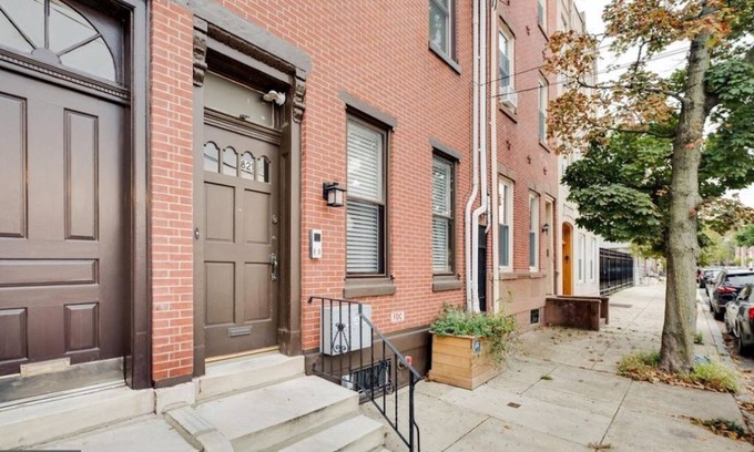 Poplar Apartment | Fast WiFi & Free Parking @Northern Liberties Sparkling✨️ Gem💎