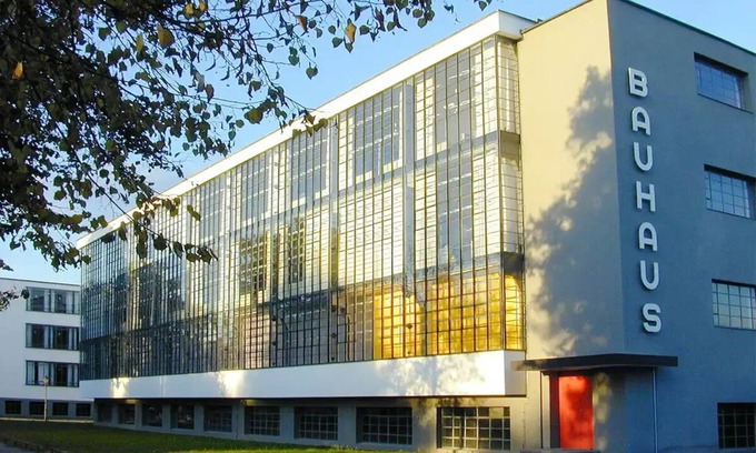 Dessau-Rosslau Apartment | Feel good in the Bauhaus city of Dessau with Netflix