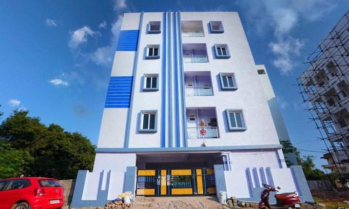 Visakhapatnam Apartment | Feel like home near pmpalem