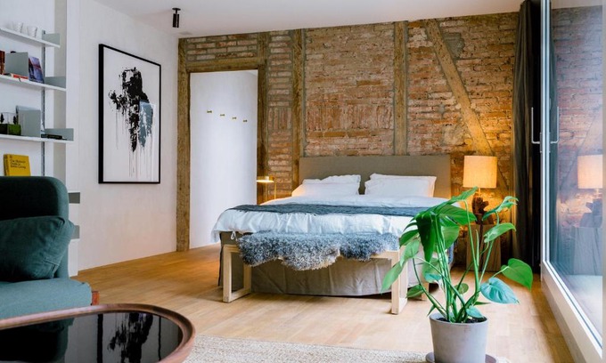 Basel City Centre Apartment | Feldberg Atelier - Courtyard Maisonette