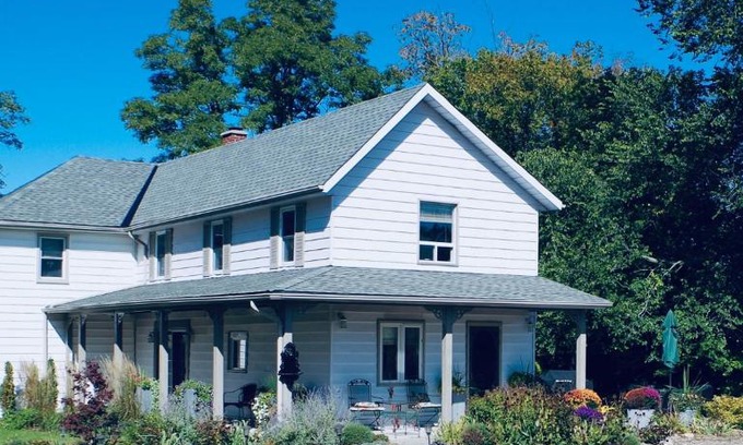 Cramahe House | Fells Meadows Farmhouse on Country Property