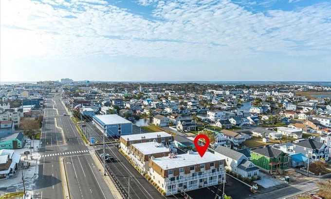 Fenwick Island Condo | Fenwick Island, 1 block to beach, 2 BR condo, Sleeps 6, 2 parking spots