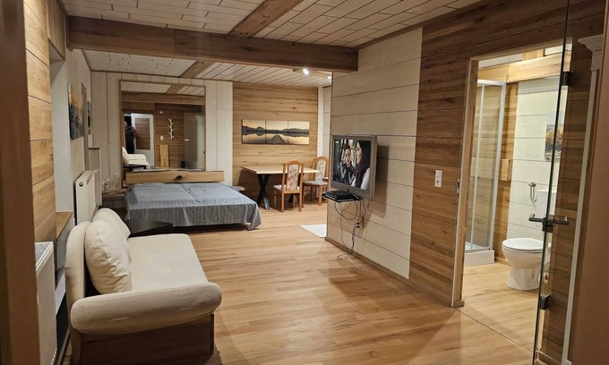 Dossel Apartment | Ferien- u. Monteurswohnung in der Alten Schreinerei in Warburg-dössel