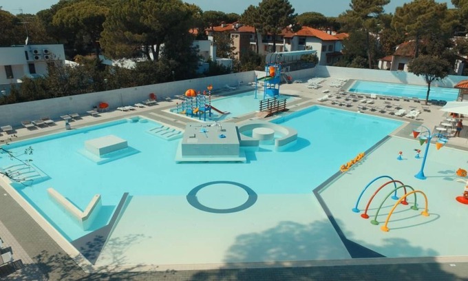 Lido di Spina House | Feriendorf Mare Pineta Giglio für 4 Personen