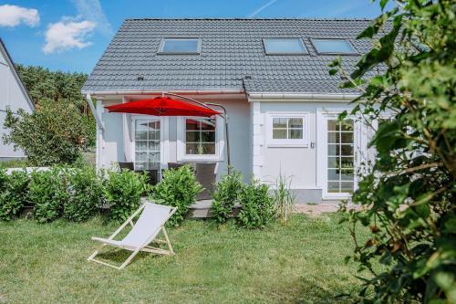 Luetow House | Ferienhäuser Insel Usedom Haus Samara 8 - Blick aufs Achterwasser! Whirlpool und Sauna
