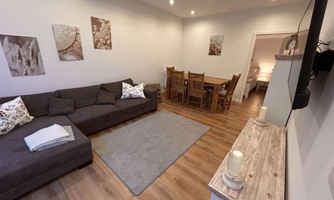 Husen House | Ferienhaus 2-6 Pers Europa Feriendorf neu renoviert mit Sauna