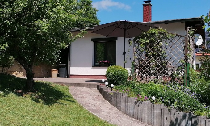Suhl House | Ferienhaus im Grünen-idyllischen Lage