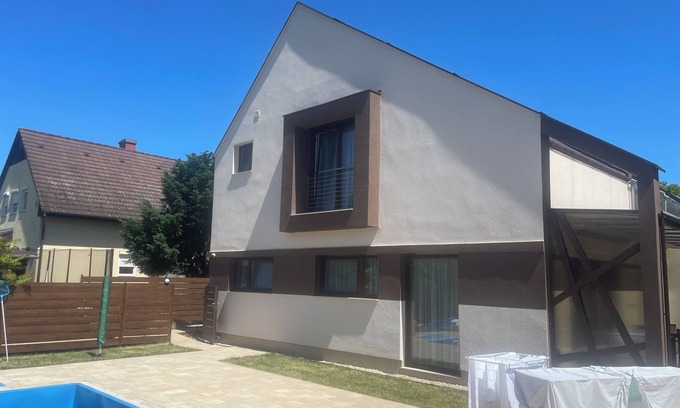 Zamardi House | Ferienhaus Ungarn Plattensee Zarmadi Südufer Klima, Pool, 5 Min. Strand