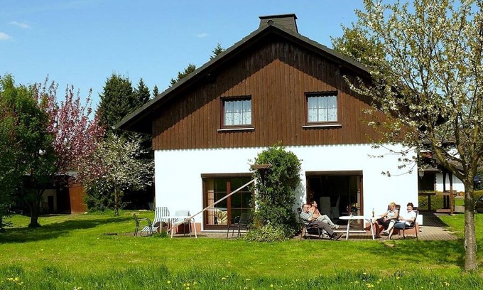 Wahlrod Apartment | Ferienhaus - Wohnung A - Ferienwohnungen Hammermühle