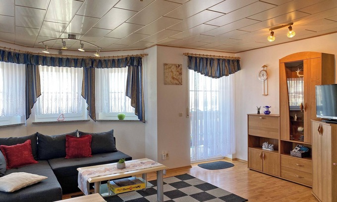 Bad Steben Apartment | Ferienwohnung mit Geräumigem Balkon