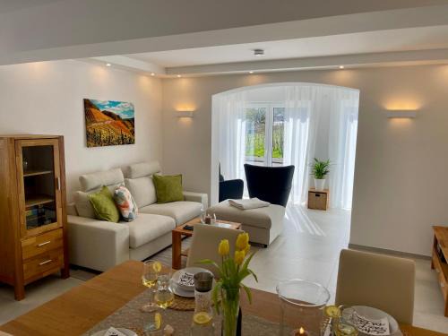 Ahrweiler Apartment | Ferienwohnung RebenFREUND