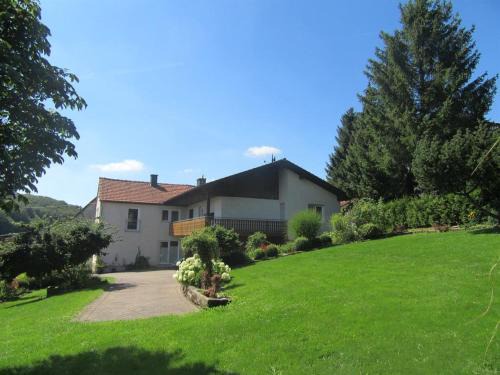 Poppenhausen Apartment | Ferienwohnung Öttersbach