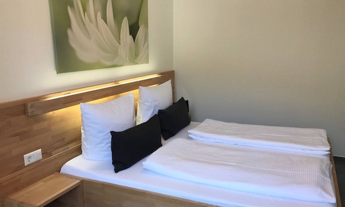 Ebingen Apartment | Ferienwohnung, 41qm mit Balkon und 1 Schlafzimmer für max. 3 Personen