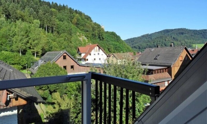 Hausach Apartment | Ferienwohnung 55qm, 2 Schlafzimmer, max. 3 Personen