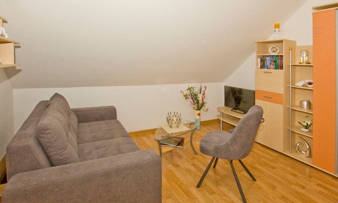 Gemarkung Tieringen Apartment | Ferienwohnung, 60qm mit Balkon und 1 Schlafzimmer für max. 5 Personen