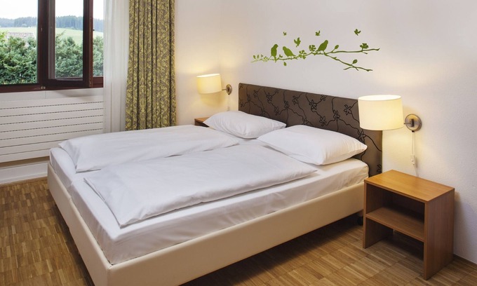 Unterkirnach Apartment | Ferienwohnung, 71 qm mit Balkon oder Terrasse und 2 Schlafräume für max. 6 Personen
