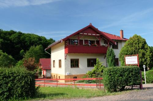 Unkeroda Apartment | Ferienwohnung am Rennsteig bei Eisenach - Angela Jaentsch