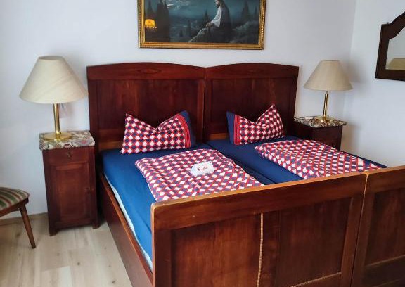 Hoechenschwand Apartment | Ferienwohnung ADAM im Haus Heidi