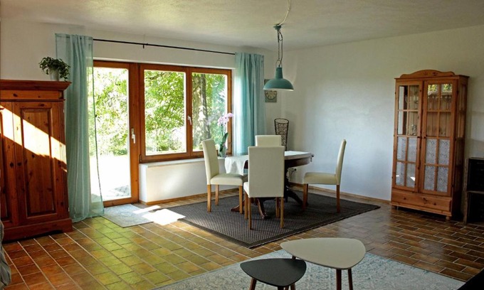 Neuravensburg Apartment | Ferienwohnung Alpsteinweg