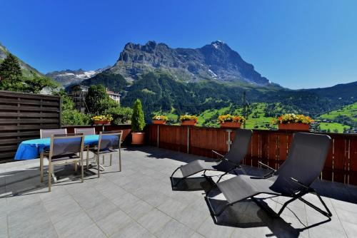 Grindelwald Apartment | Ferienwohnung Alpenglühen