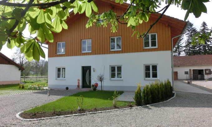 Untermuhlhausen Apartment | Ferienwohnung Am Verlorenen Bach