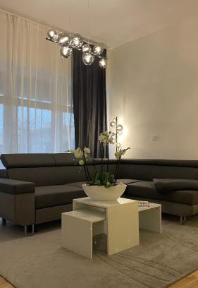 Bad Goegging Apartment | Ferienwohnung an der Therme, Bademantelgang zur Limestherme