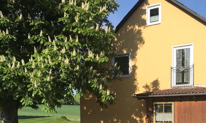 Moosbach Apartment | Ferienwohnung Anna mit Blick ins Grüne