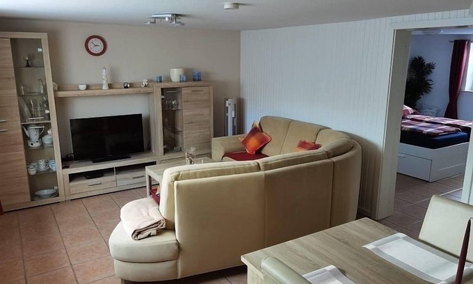 Suederbrarup Apartment | Ferienwohnung/app. für 2 Gäste mit 85m² in Süderbrarup