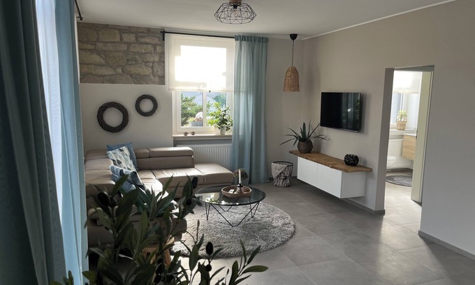 Obermendig Apartment | Ferienwohnung Basaltliebe im Modernen Landhausstil Sich wie Zuhause Fühlen