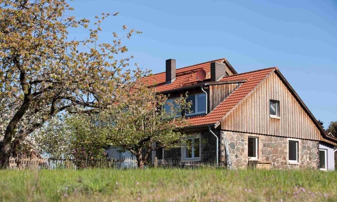 Garzau-Garzin Apartment | Ferienwohnung Bergschäferei