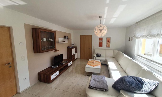 Laces Apartment | Ferienwohnung Camping Goldrain