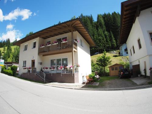 Ausservillgraten Apartment | Ferienwohnung Dolomitenheim