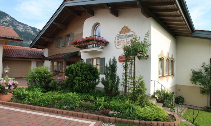 Eck Apartment | Ferienwohnung "Falkenstein" für 2 Personen mit Südterrasse, 53 m²