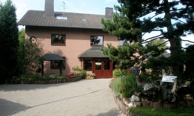 Scheuren Apartment | Ferienwohnung Geschwind